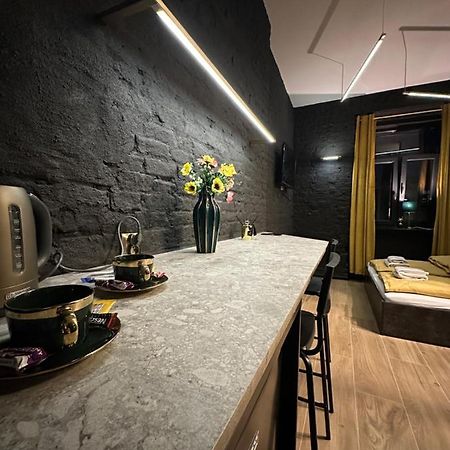 Darkhouse Fondovalle 우치 외부 사진